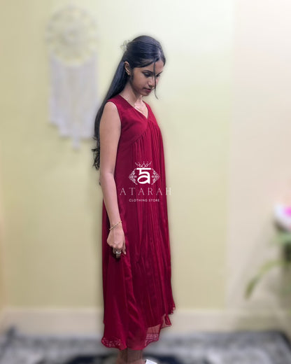 Elegant Pleated Red Midi Dress