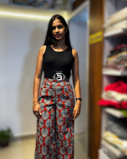 Elegant Printed Wide-Leg Pant