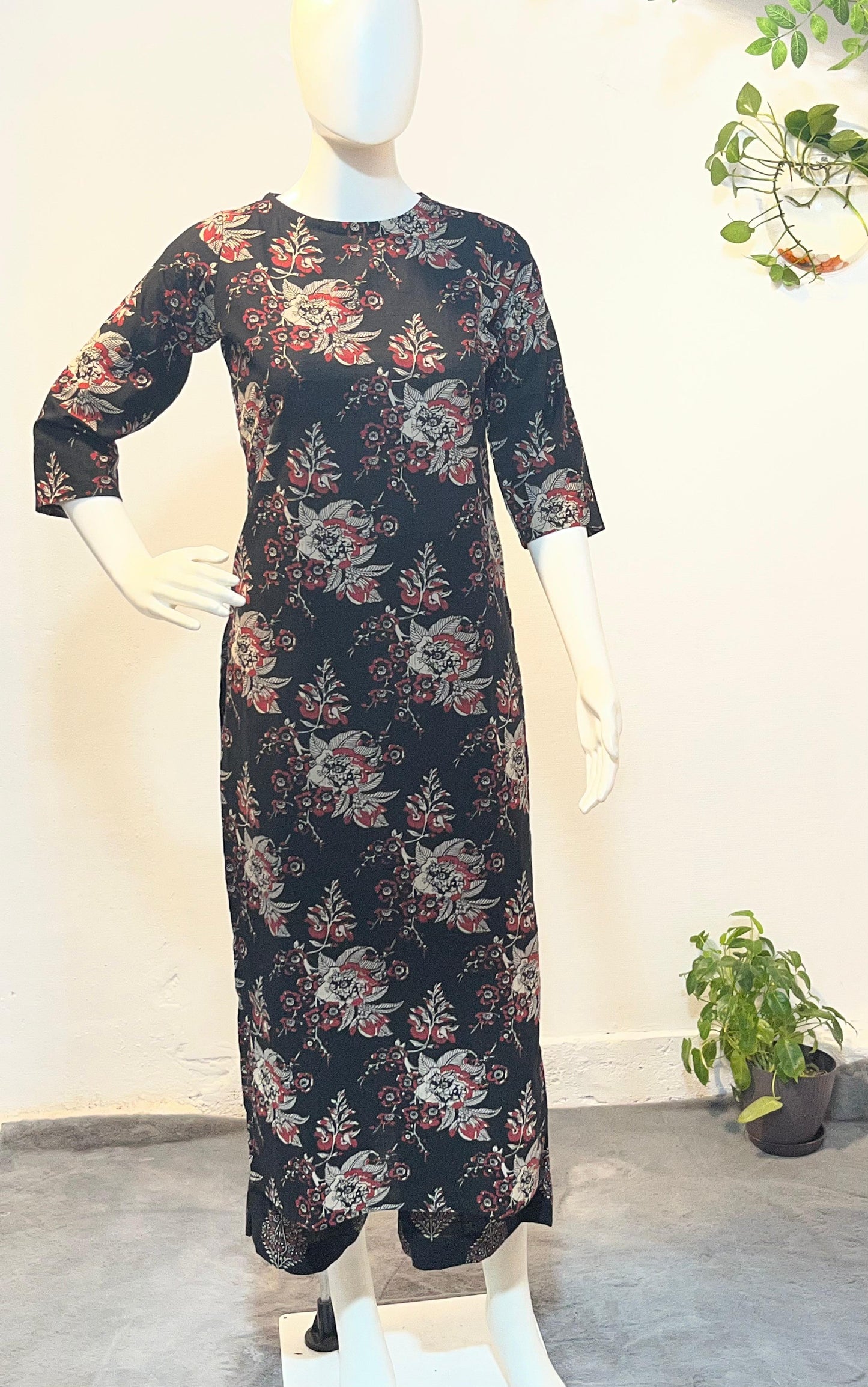 Black Bloom Straight Kurta