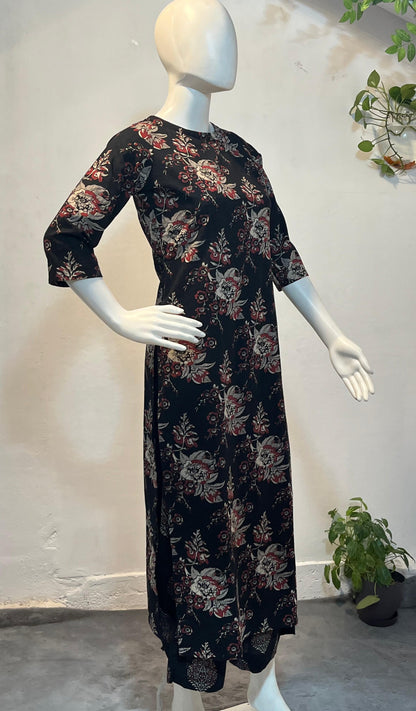 Black Bloom Straight Kurta